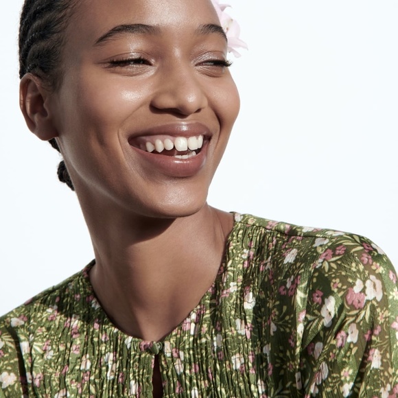 Zara limited edition floral print green dress - Picture 4 of 10